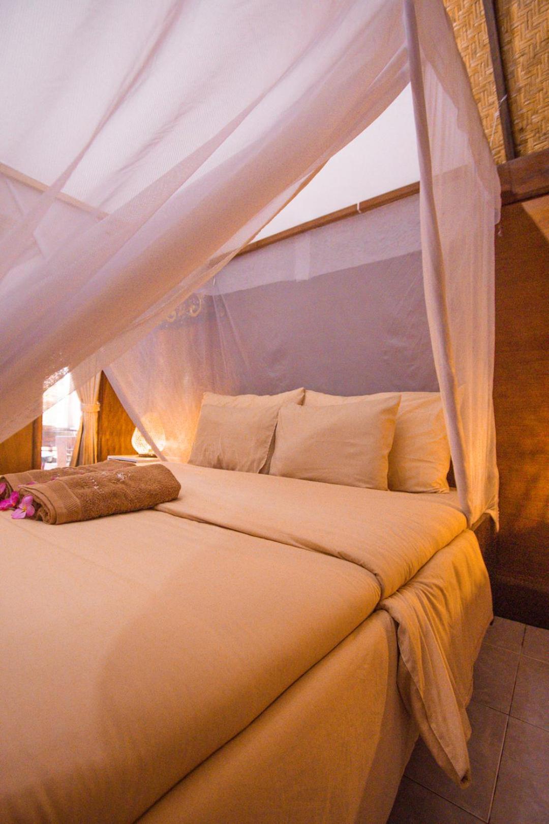 Color Cottage Gili Air Phòng bức ảnh